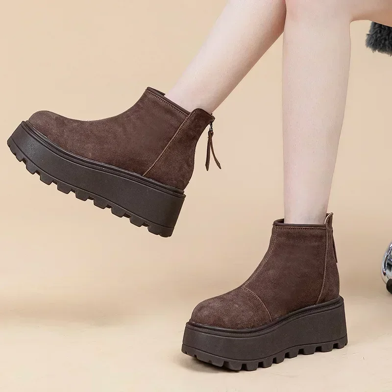 SnowGlide - Winter-Boots mit Stil und Komfort