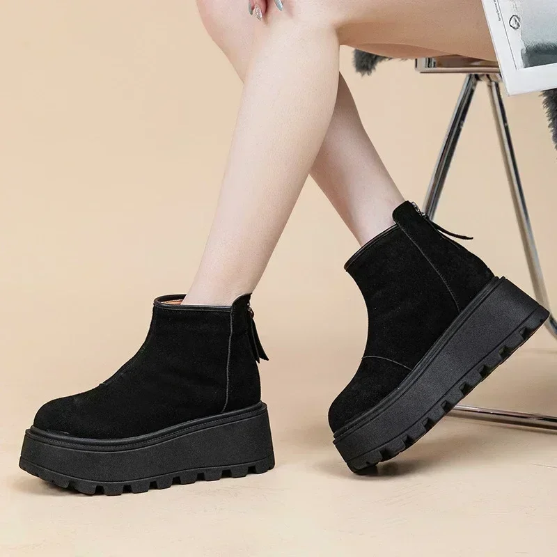 SnowGlide - Winter-Boots mit Stil und Komfort