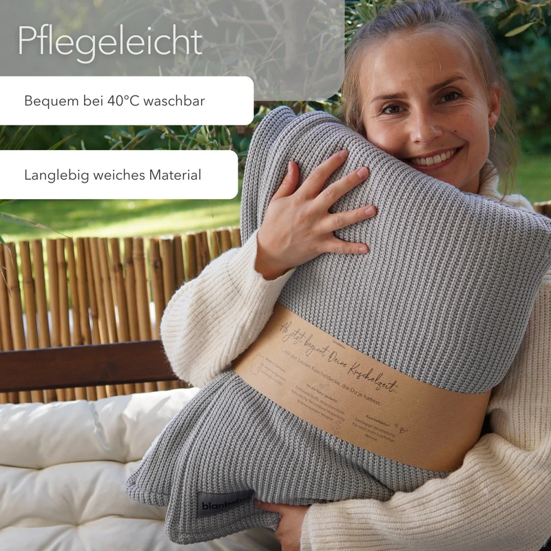 Kuscheldecke mit Baumwollstrick · Grau-Gletschergrau