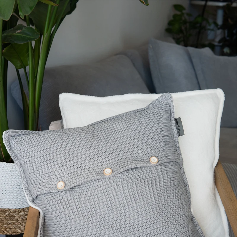 Kuschelkissen mit Baumwollstrick · 50x50 cm