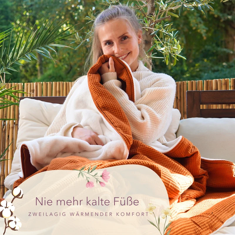 Kuscheldecke "Vollkommen" Cognac · Beige