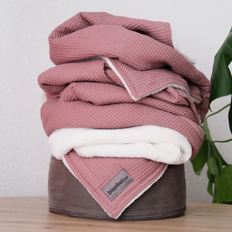 Kuscheldecke "Vollkommen" Altrosa · Sandweiß