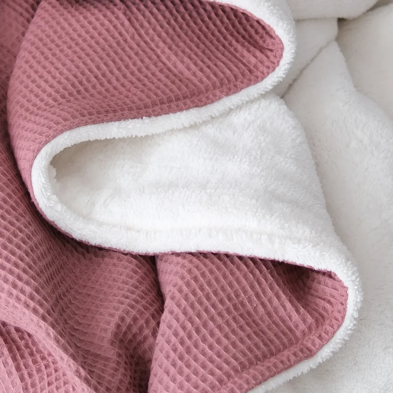Kuscheldecke "Vollkommen" Altrosa · Sandweiß