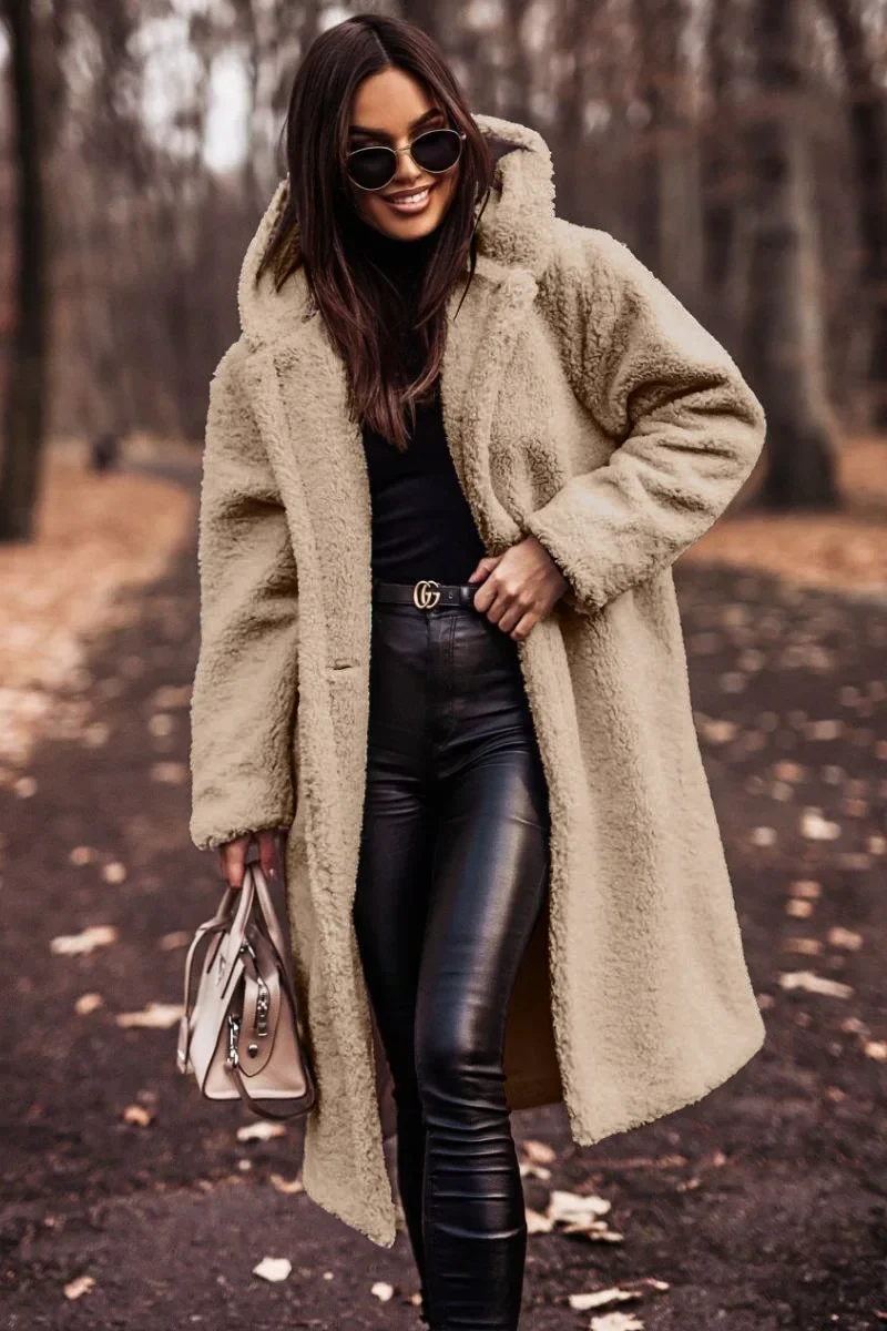 FlauschFlair | Stylische Herbst/Winter Damenjacke 2024