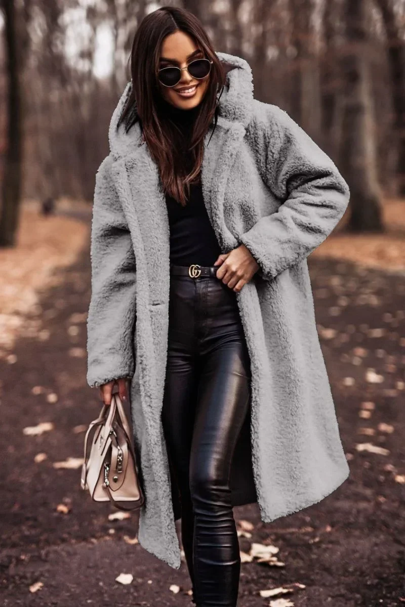 FlauschFlair | Stylische Herbst/Winter Damenjacke 2024