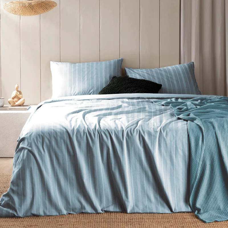DecoHomeTextil Bettwäsche Set Bettgarnitur mit Reißverschluss Polycotton Jacquard Linien
