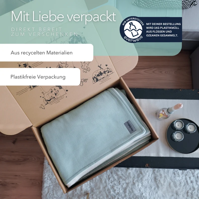 Kuscheldecke mit Ärmeln · Vollkommen · Mint · Sandweiß