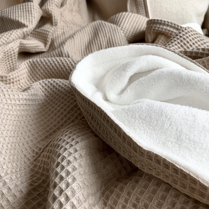 Babydecke mit Namen - 70 x 100 cm • Latte Macchiato