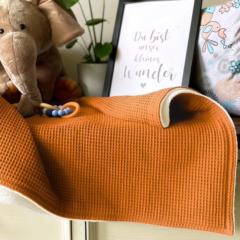 Babydecke mit Namen - 70 x 100 cm • Cognac
