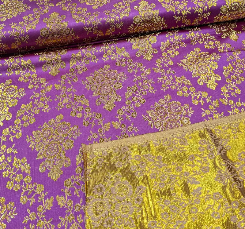 Brokatstoff Blumen mit gold *Ab 50cm