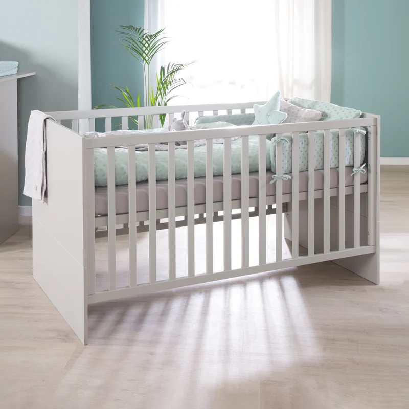 Babybett Lea 70 x 140 cm - 3-fach höhenverstellbar - umbaubar zum Kinderbett - Holz in Beige / Grau lackiert