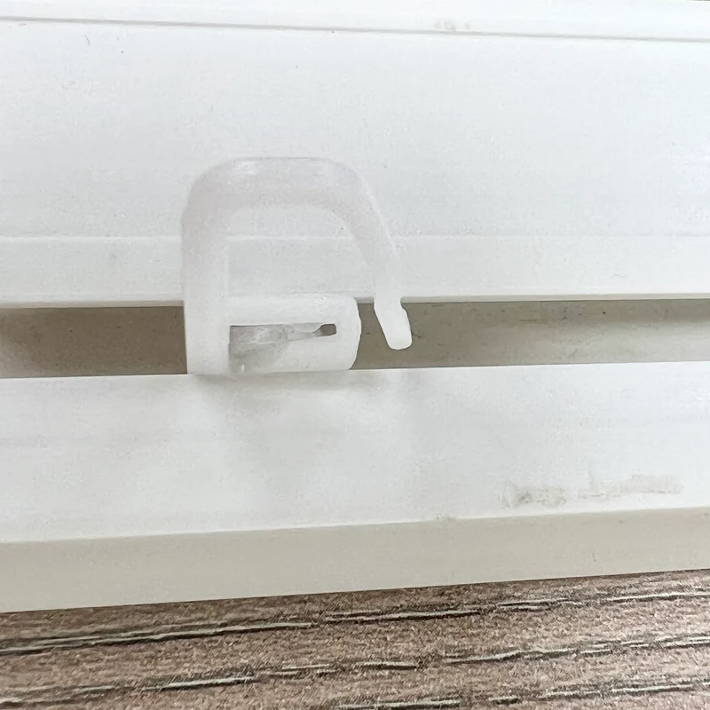 Innenlaufrollen mit Faltenlegehaken aus Kunststoff für Gardinenschienen (Packung mit 100 Stück)