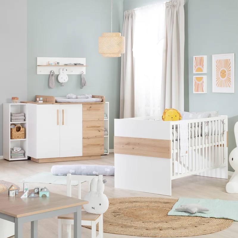Kombi-Kinderbett Lion - Babybett umbaubar zum Juniorbett / 3-fach höhenverstellbar / 3 Schlupfsprossen - in Weiß