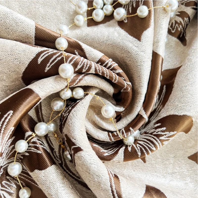 Taft-Satin-Vorhang Beige-Braun 70 % Verdunkelung – mit Kräuselband (1 Stück)