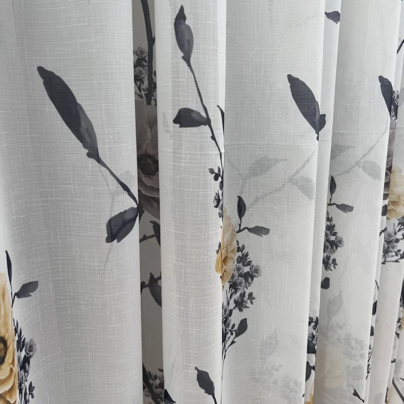 Gardine mit Beige/Grauem Blumenmuster – mit Kräuselband (1 Stück)