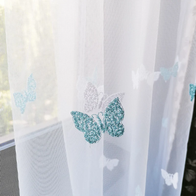 Gardinen mit Schmetterling Stickerei Weiß/Blau – mit Kräuselband (1 Stück)