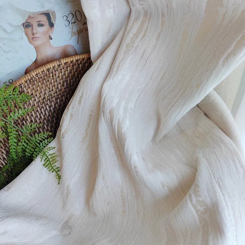 Moderner Vorhang Pearl Chenille 80% Verdunkelung Elfenbein – mit Kräuselband (1 Stück)