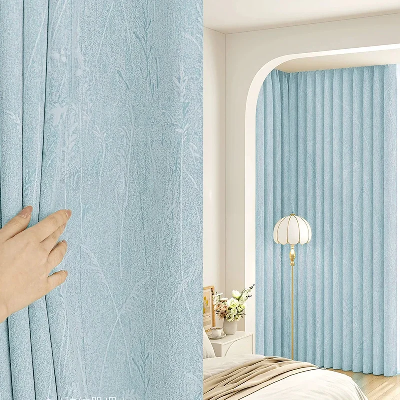 Vorhang Creamy Velvet floral Blumen Muster 99% Verdunkelung Babyblau – mit Kräuselband (1 Stück)