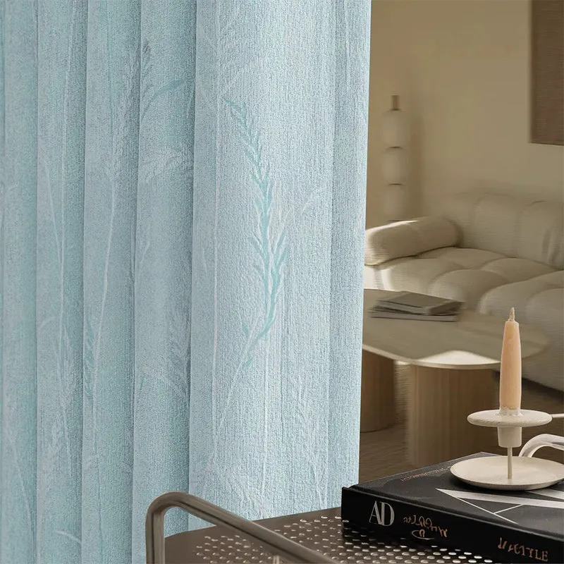 Vorhang Creamy Velvet floral Blumen Muster 99% Verdunkelung Babyblau – mit Kräuselband (1 Stück)