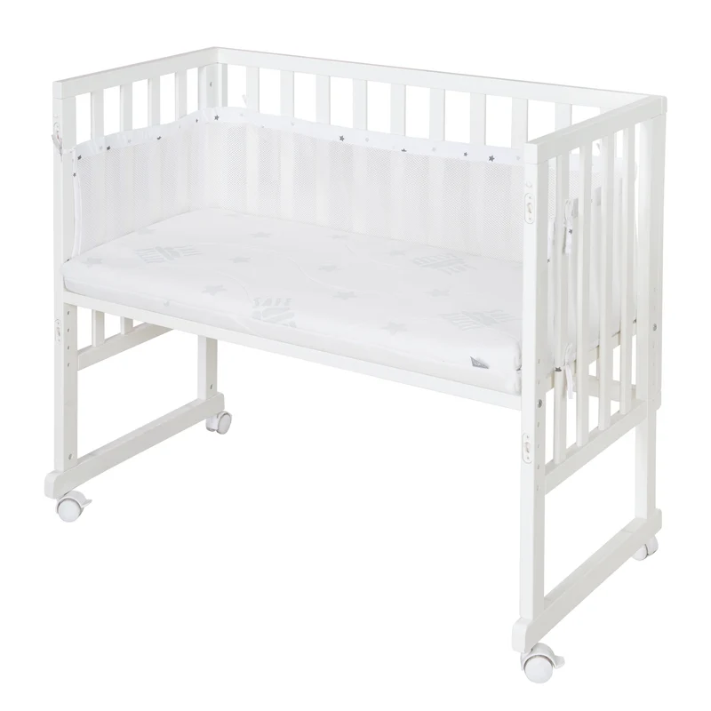 Stuben-/Beistellbett "safe asleep®" – 3 in 1 mit Barriere inkl. Matratze u. Nestchen, Holz weiß