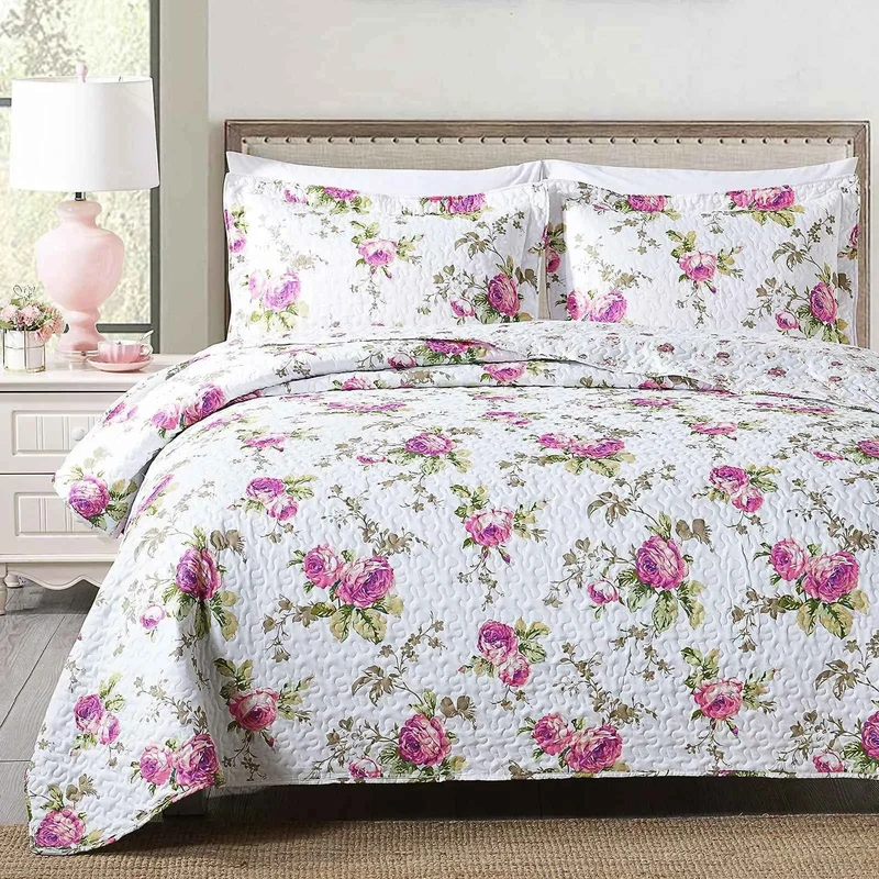 Verwandeln Sie Ihr Schlafzimmer mit dem ultraweichen Bettwäsche-Set mit Blumenmuster – 3-teilige Patchwork-Tagesdecken in Grau für alle Jahreszeiten.