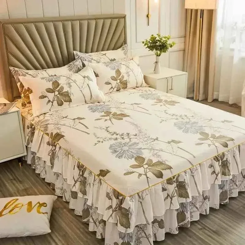 Verwandeln Sie Ihr Schlafzimmer mit unserem floralen Bettrock-Set – stilvolle und schützende Bettwäsche