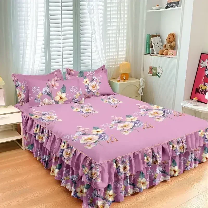 Verwandeln Sie Ihr Schlafzimmer mit unserem floralen Bettrock-Set – stilvolle und schützende Bettwäsche