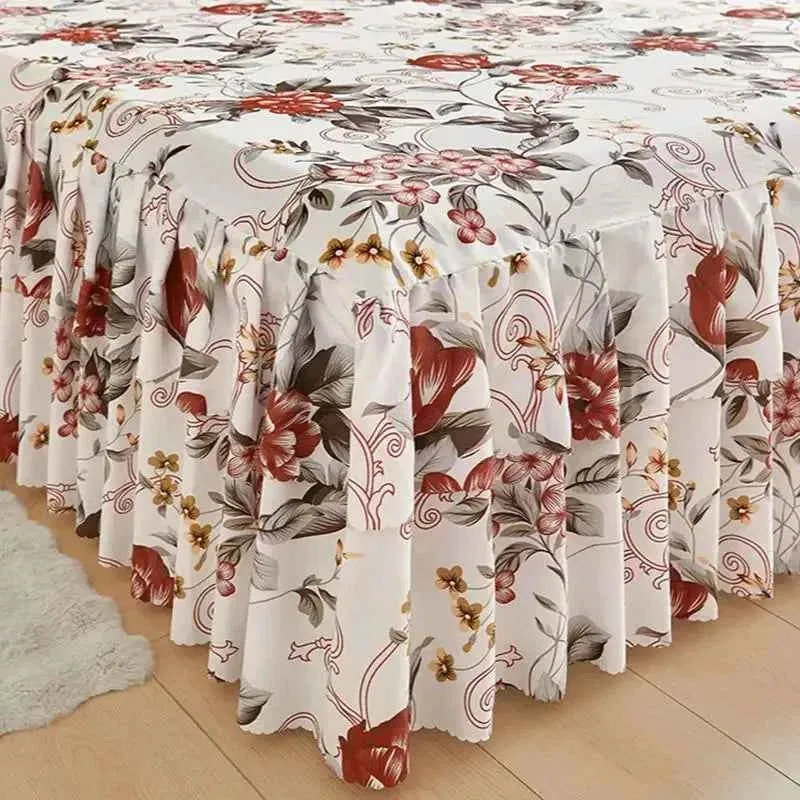 Verwandeln Sie Ihr Schlafzimmer mit unserem floralen Bettrock- und Kissenbezug-Set