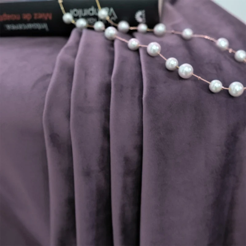 Samt Vorhang 70% halbdeckend Violet – mit Kräuselband (1 Stück)