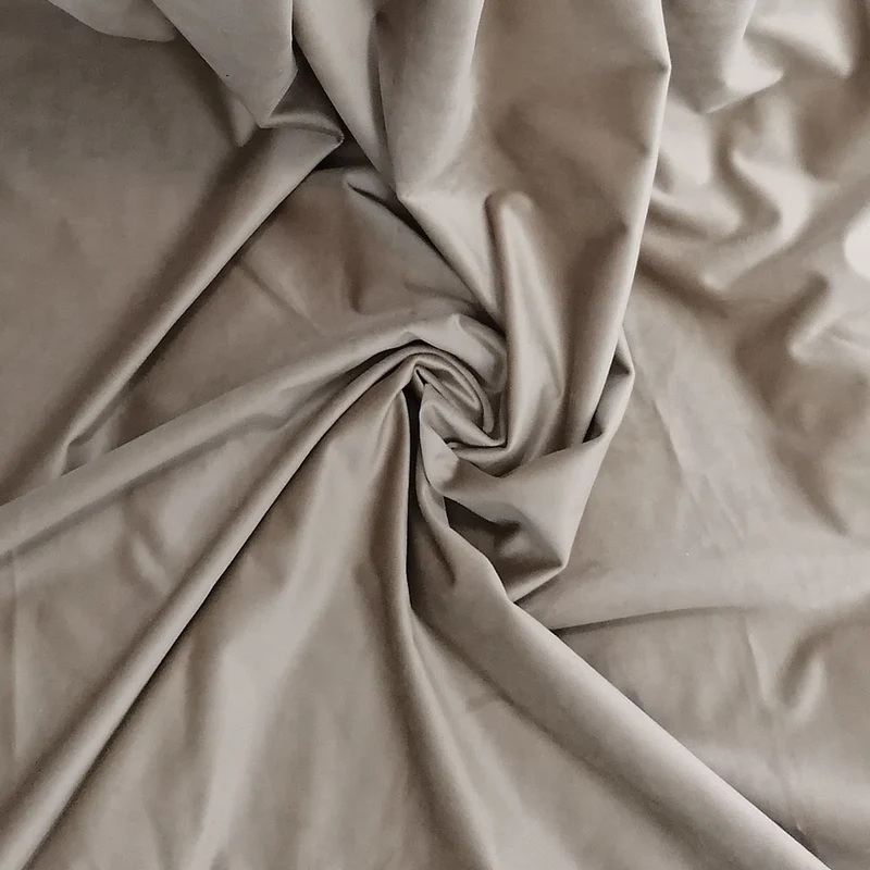 Samt Vorhang 80% Verdunkelung Beige – mit Kräuselband (1 Stück)