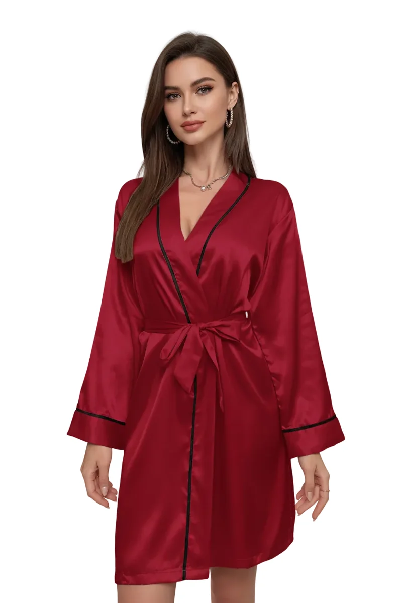 Steigern Sie Ihren Komfort mit unserem Damen-Kimono-Bademantel aus Satin.
