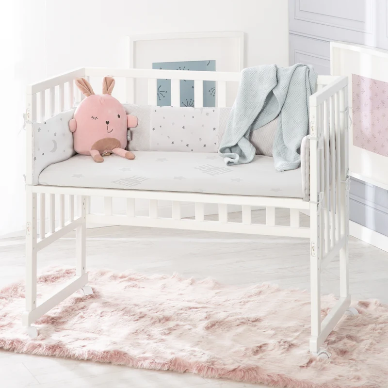 Stuben-/Beistellbett "safe asleep®" – 3 in 1 mit Barriere "Sternenzauber", inkl. Matratze u. Nestchen, Holz weiß