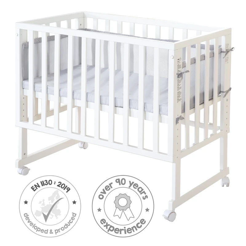 Stuben-/Beistellbett "roba Style" – 3 in 1 mit Barriere, Holz weiß, inkl. Matratze u. Nestchen