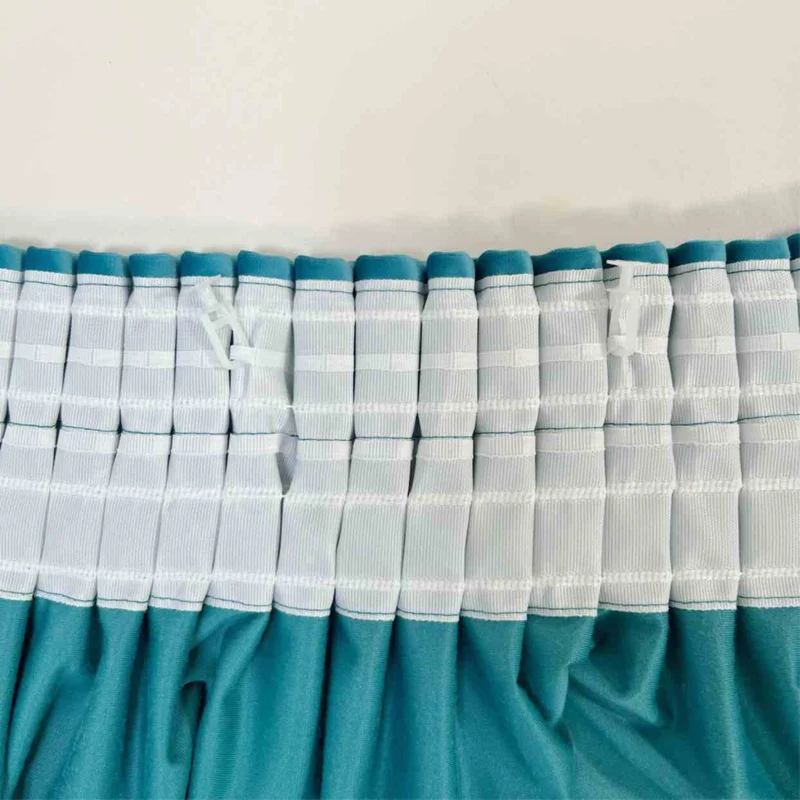 Samt Vorhang 70% halbdeckend Blau – mit Kräuselband (1 Stück)