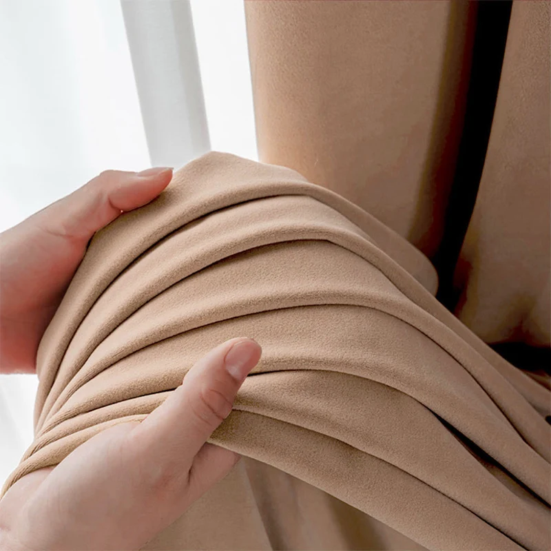 Samt Vorhang 70% halbdeckend Beige – mit Kräuselband (1 Stück)
