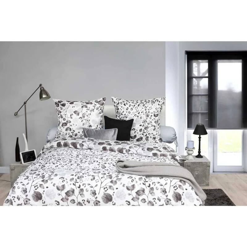 HnL Satin Bettwäsche Blüten Grau Weiß Schwarz Refined Milo