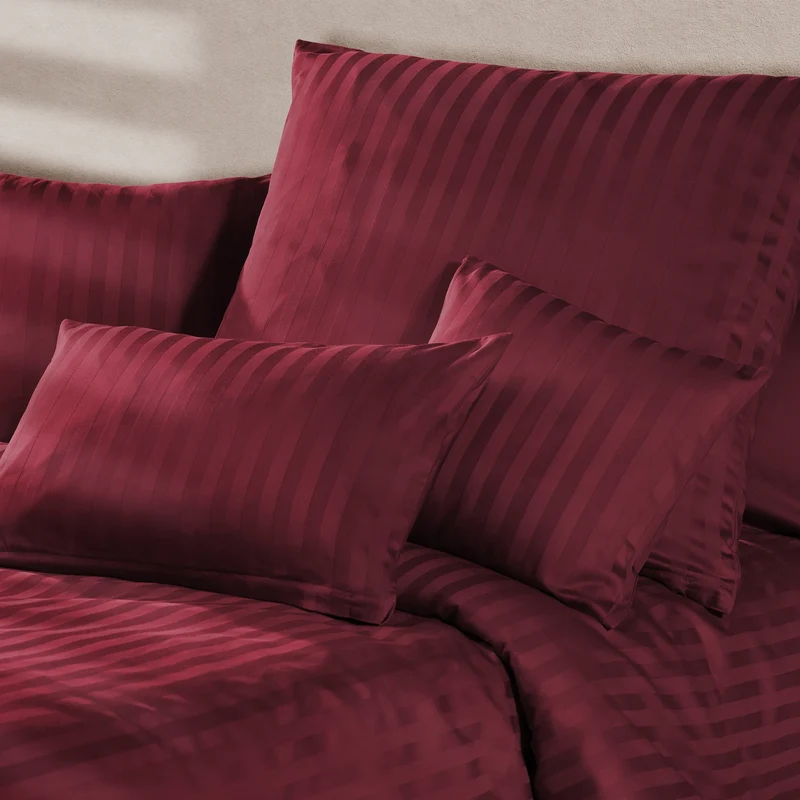 Mako Satin Damaststreifen Bettwäsche - Aurora Rot - 135x200 + 40x80cm