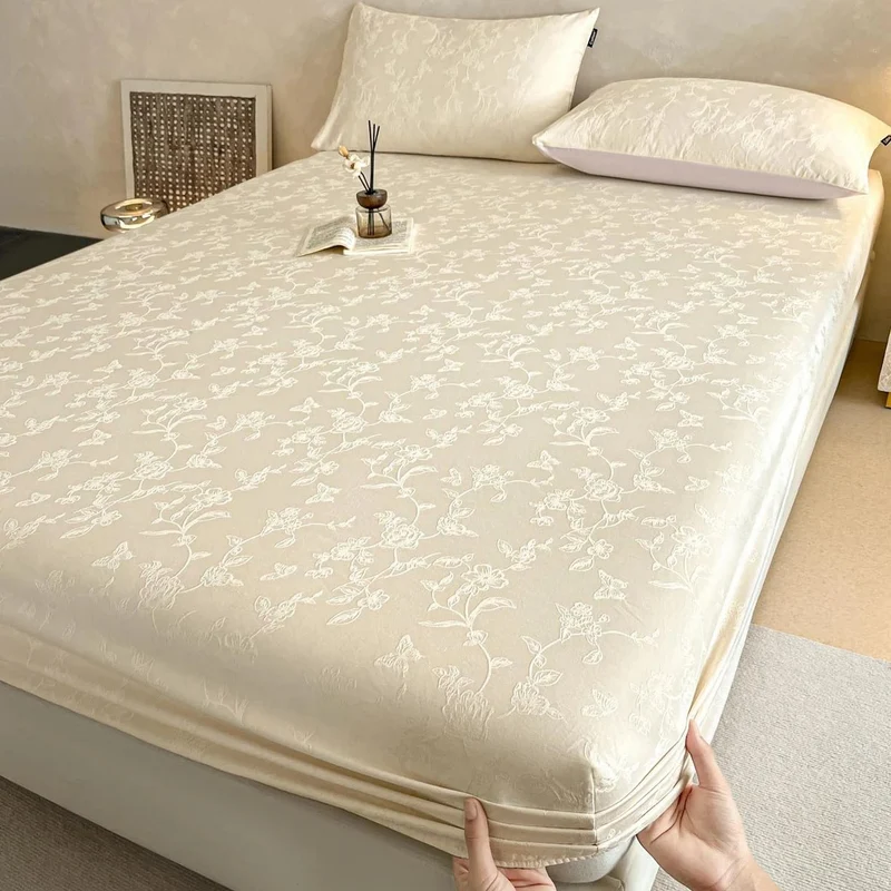 Weiches Spannbettlaken-Set aus 100 % Baumwoll-Jacquard mit umlaufendem Gummizug für den Matratzenschoner – ultimativer Komfort und Stil