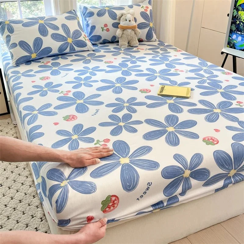 Spannbettlaken mit Blumenmuster – 100 % Baumwolle, erhältlich in den Größen Einzelbett, Queen und King.