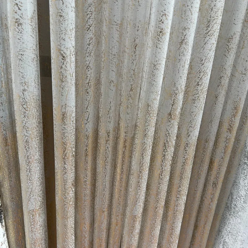 Gardine Natural mit Champagnergoldenem Druck – mit Kräuselband (1 Stück)