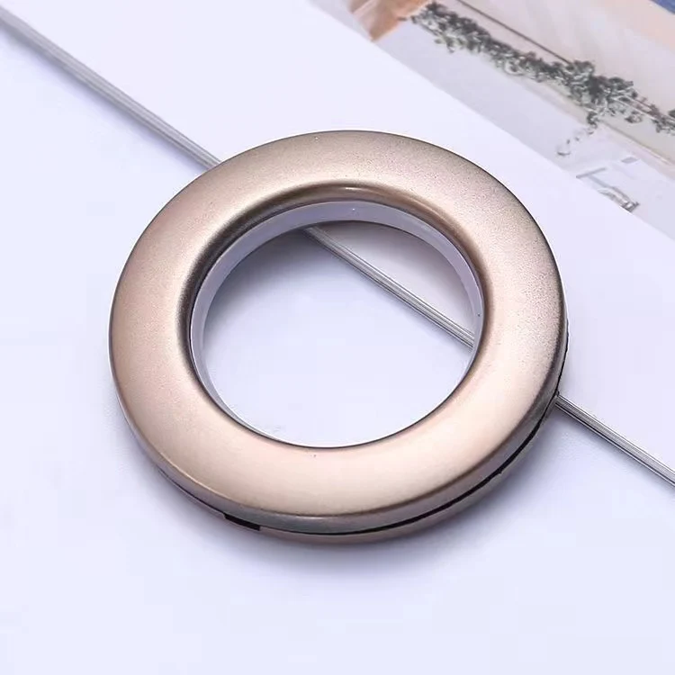 Vorhänge mit ösen / Ringen eingearbeitet (Preis pro Laufmeter)