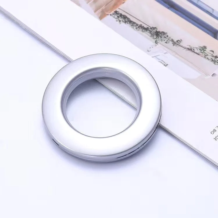 Vorhänge mit ösen / Ringen eingearbeitet (Preis pro Laufmeter)