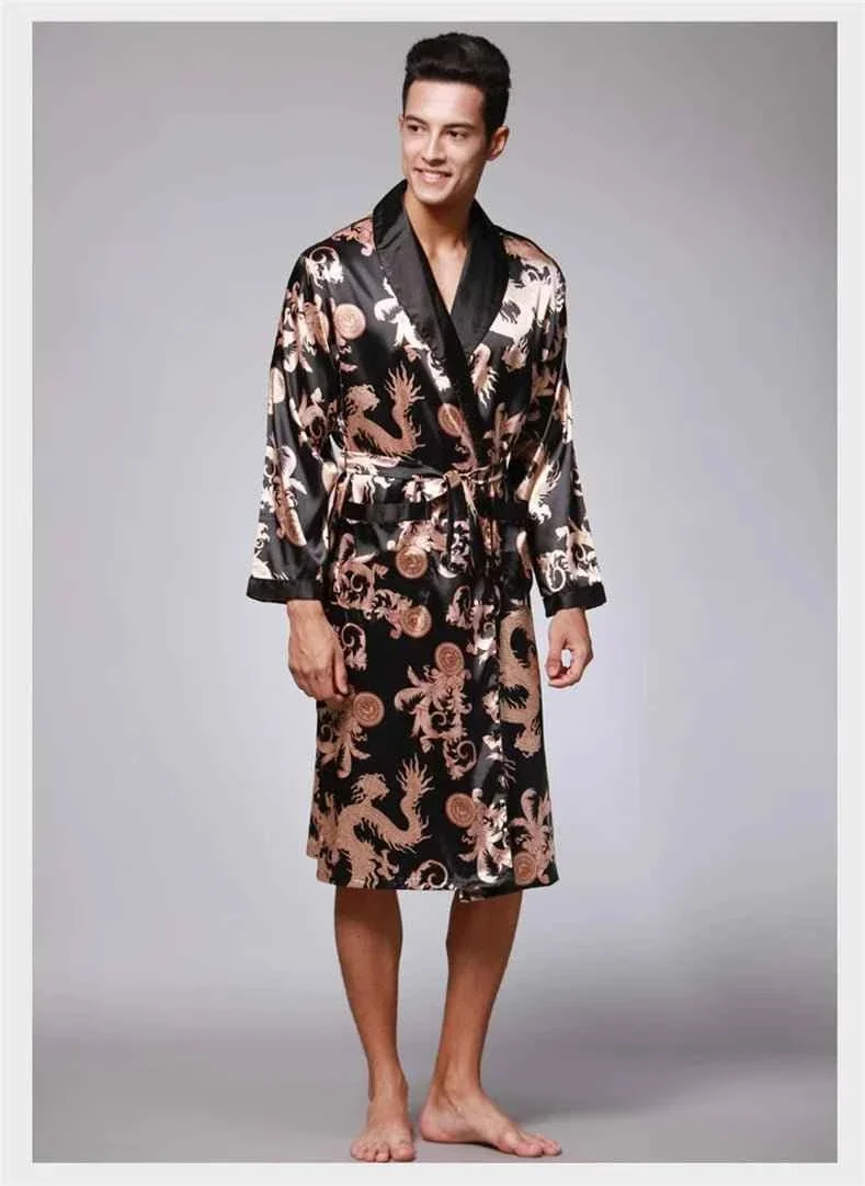 Kimono-Bademantel aus Seidensatin für Herren mit goldenem Drachenmotiv, knielang