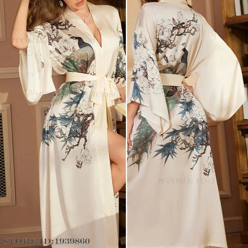 Satin-Bademantel in Übergröße, Kimono-Bademantel mit Blumenmuster