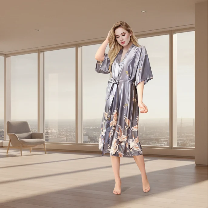Schwarzer Satin-Kimono für Damen – Sexy Brautkleid mit Blumenmuster, Größen M-3XL