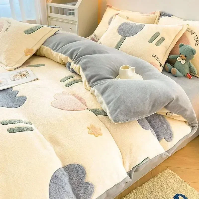 Herbst- und Winter-Schneeflocken-Bettbezug aus Samt – Dicker Flanell-Bettbezug mit Cartoon-Print für weiche, kuschelige und warme Plüschbettwäsche