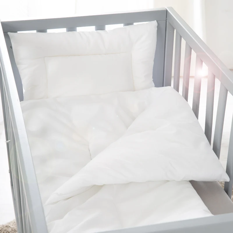Kindersteppbett – ganzjähriges Wiegenset (Inlett), Decke 80 x 80 cm & Kissen 40 x 35 cm