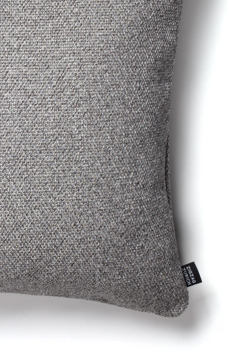 Twisted Cushion "Zuyo" - Steel