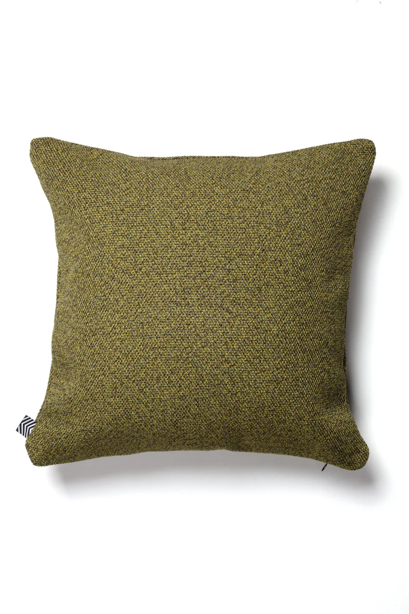 Twisted Cushion "Zuyo" - Lizard Green