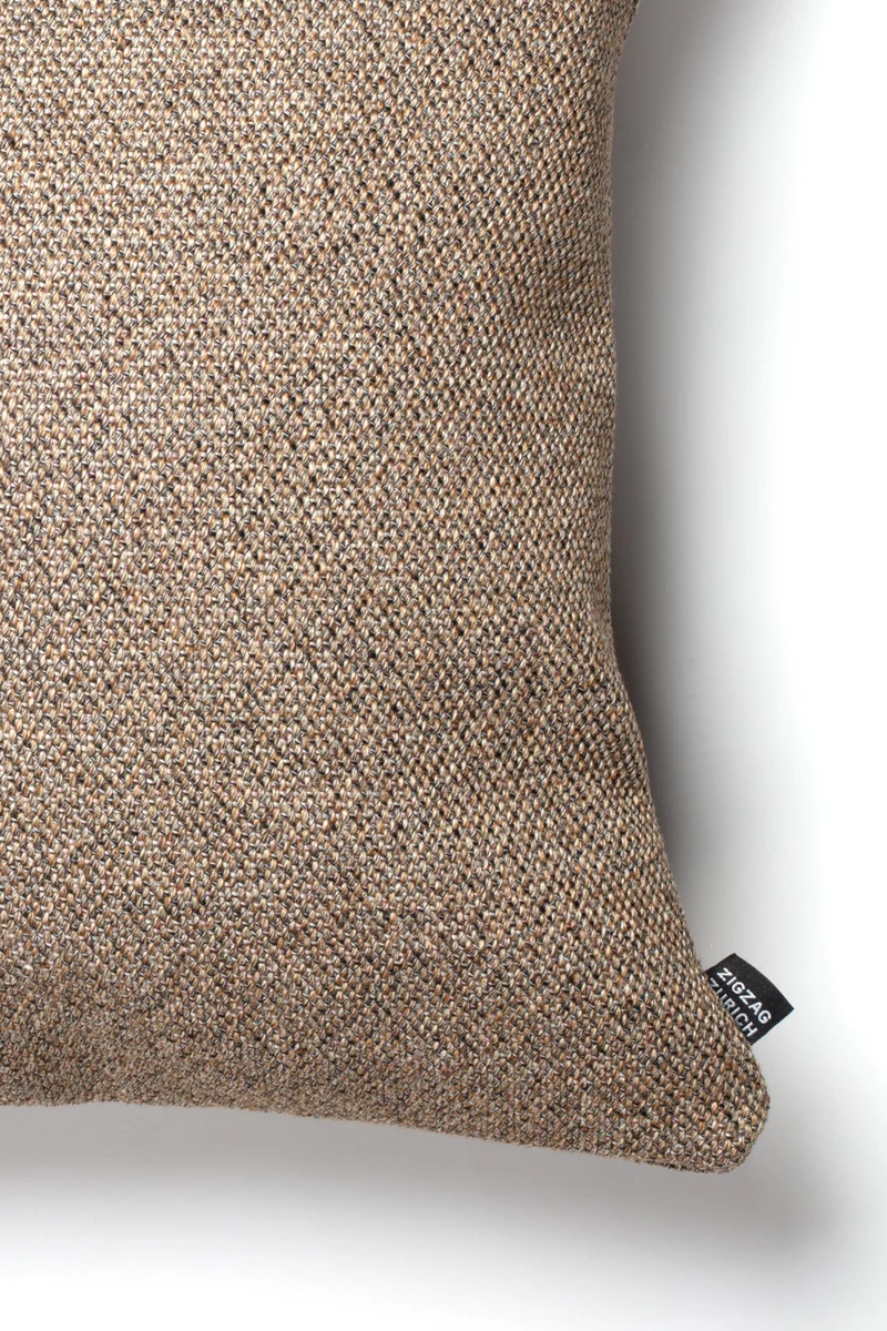 Twisted Cushion "Zuyo" - Bronze